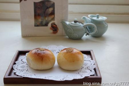 红豆面包的做法 红豆小面包要如何做_红豆小面包的好吃做法步骤