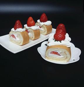 法式梦幻草莓蛋糕配方 草莓蛋糕卷的做法配方