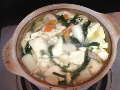 韩国嫩豆腐汤的做法 韩国嫩豆腐汤如何做才好吃_韩国嫩豆腐汤的好吃做法
