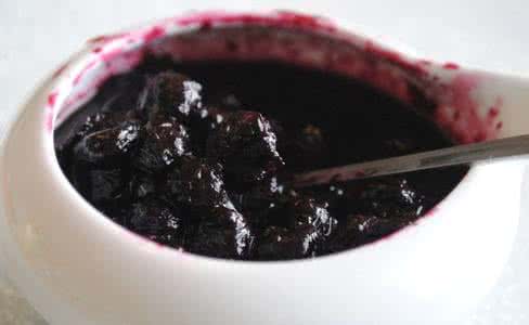蓝莓山药的做法 好吃的蓝莓酱怎么做_蓝莓酱的做法步骤