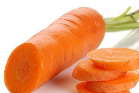 怎么降低狐臭遗传几率 吃胡萝卜可助降低女性患心脏病几率