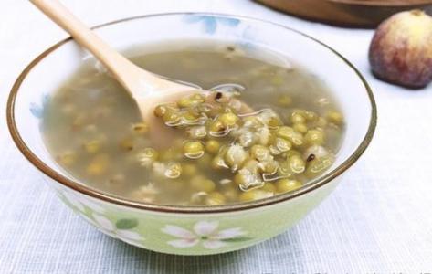 喝绿豆汤的好处 饮用绿豆汤的好处