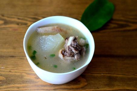鸭子冬瓜薏米汤的做法 冬瓜鸭子汤的做法