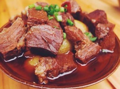 最简单红烧牛肉的做法 简单的红烧牛肉做法