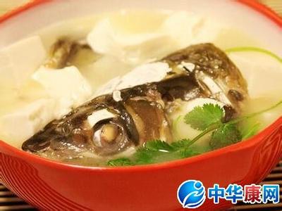 清炖草鱼汤孕妇的做法 家常草鱼汤的做法