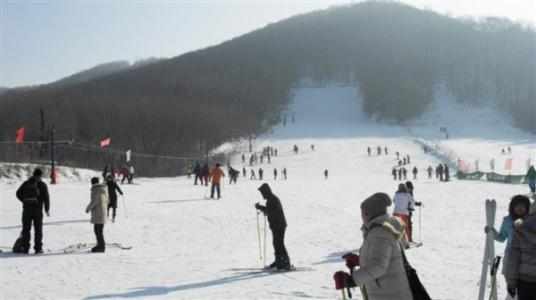 哈尔滨玉泉滑雪场 黑龙江哈尔滨玉泉滑雪场