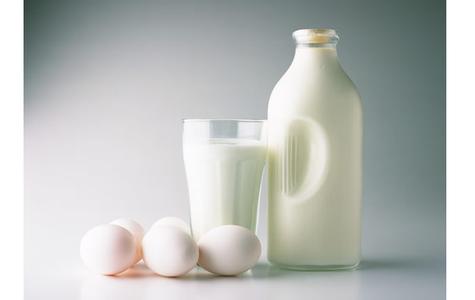 喝牛奶会胖吗 牛奶的功效与作用