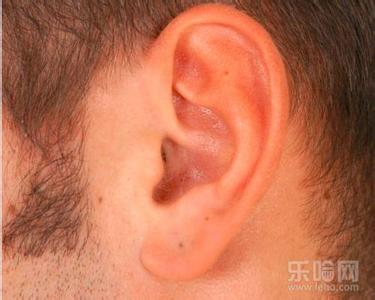 耳朵发热的预兆 耳朵发热怎么回事