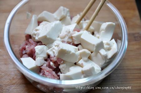 豆腐脑不出水的绝招 夏天如何选出水嫩新鲜的豆腐？