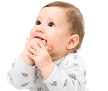 宝宝长牙怎么护理 关于宝宝长牙5大阶段的饮食护理
