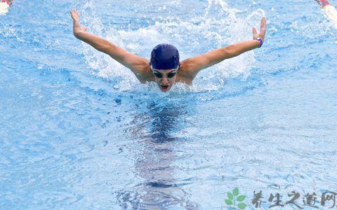 详解教学：初学游泳的8大步骤