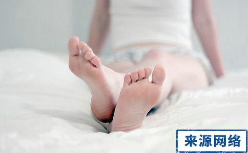 为什么晚上总是腿抽筋 睡觉腿抽筋是怎么回事