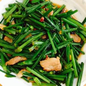美味猪肉韭菜水饺 美味韭菜的做法有哪些