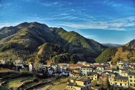 白云山风景区周围住宿 看看脚下的路，看看周围风景