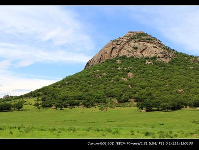 内蒙古神山 内蒙古大、小神山　　