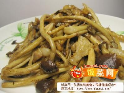 干茶树菇炒肉的做法 茶树菇炒肉的做法步骤