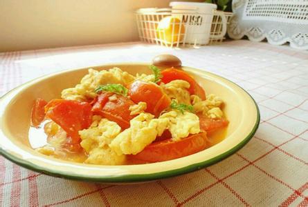 番茄炒鸡蛋怎么做好吃 好吃的番茄炒蛋应该怎么做