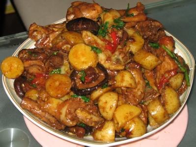 香菇油菜的家常做法 家常的土豆烧香菇要如何做_土豆烧香菇的做法步骤