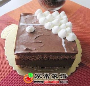 巧克力慕斯蛋糕的做法 家常巧克力慕斯蛋糕的做法