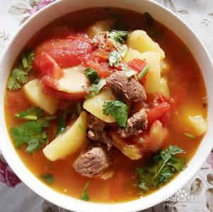 牛肉炖土豆的家常做法 红柿炖土豆汤怎么做_红柿炖土豆汤的家常做法