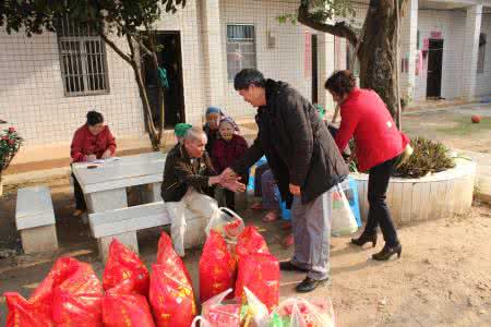 春节送温暖慰问活动 民政局春节慰问送温暖活动方案