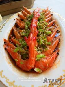 蒜蓉虾的做法 好吃的开背虾要如何做_蒜蓉开背虾的好吃做法