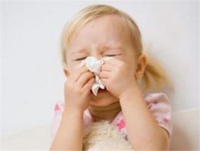 新生儿感冒流鼻涕咳嗽 新生儿感冒流鼻涕怎么办