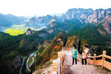 湖南旅游景点大全介绍 湖南免费旅游景点介绍_湖南旅游必去景点