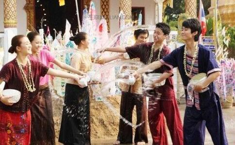 泼水节的传说故事 泰国泼水节的神话传说故事