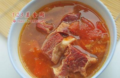 西红柿牛肉汤的做法 如何做西红柿牛肉汤_西红柿牛肉汤的做法图解
