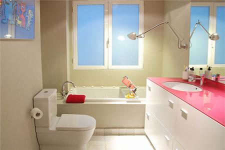 小户型浴室装修效果图 简单空间的小户型浴室装修效果图