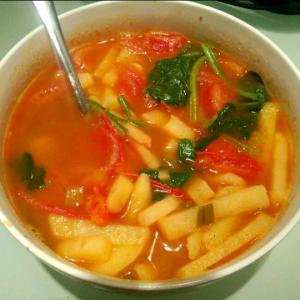 西红柿土豆汤的做法 西红柿土豆汤要如何做_西红柿土豆汤的好吃做法