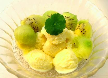 榴莲冰激凌的做法 榴莲冰淇淋怎么做_榴莲冰激凌的做法推荐
