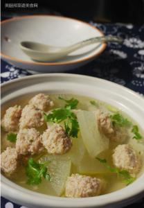 牛肉丸子汤的做法 制作牛肉丸汤的做法_怎么做好吃的牛肉丸子汤