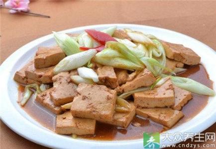 炒豆腐的家常做法 可口好吃的炒豆腐做法介绍