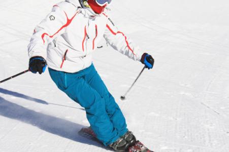滑雪技巧初学者 初学者应该怎样安排滑雪旅游