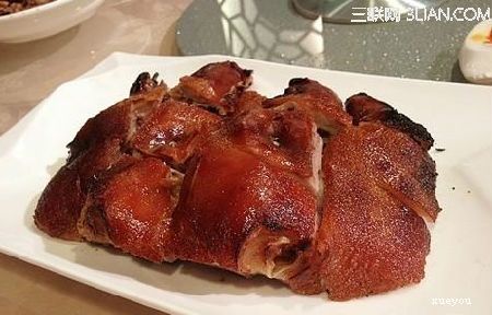 乳猪烧鹅清明节营销 香港最劲道的烧鹅乳猪美食推荐