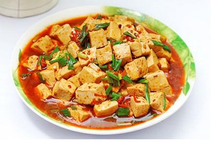 红烧豆腐简单做法 家常红烧豆腐的做法