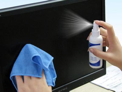 整天对着电脑怎么护肤 经常对着电脑怎么护肤?
