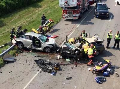交通安全事故的事例 关于交通安全的事故