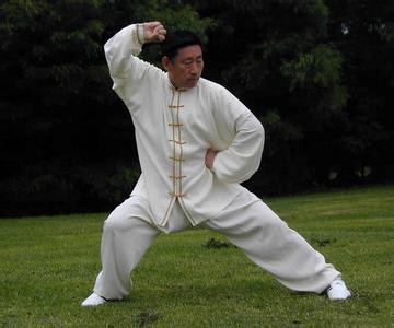 初学者怎样练好太极拳 初学者怎么练好太极拳