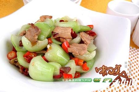 上海青炒肉的做法 小白菜炒肉的做法