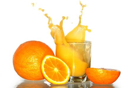 早餐喝橙汁 早餐喝橙汁对身体有益吗