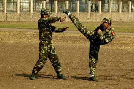 军警格斗术 军警格斗自卫格斗术的使用原则