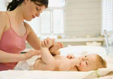婴儿湿巾什么牌子好 怎样挑选婴儿湿巾的技巧