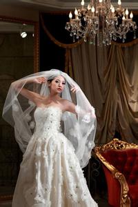 厦门天使嫁衣婚纱摄影 教你新娘试穿婚纱的小技巧 拥有自己的完美嫁衣