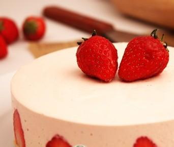 草莓蛋糕怎么做 草莓蛋糕要怎么做