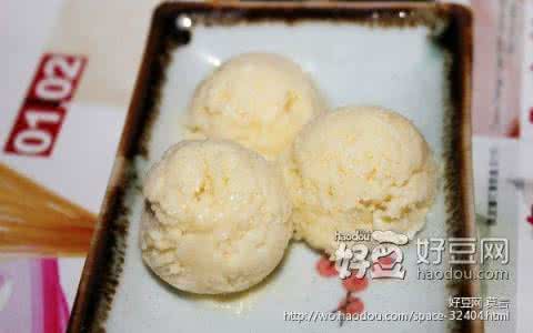 榴莲冰淇淋的做法 榴莲冰淇淋的好吃做法_怎么做好吃的榴莲冰淇淋