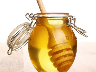 蜂蜜的作用与功效 蜂蜜水什么时候喝最好