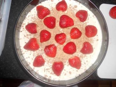 草莓芝士蛋糕的做法 草莓芝士蛋糕的做法步骤